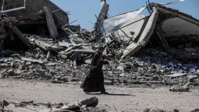 صورة منازل سويت بالأرض في خان يونس تبدد أمل عودة أهلها إليها