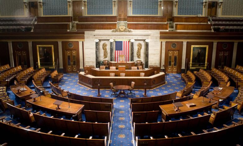 صورة مجلس النواب الأمريكي يقر مشروع قانون يلزم بايدن بإرسال أسلحة لـ”إسرائيل”