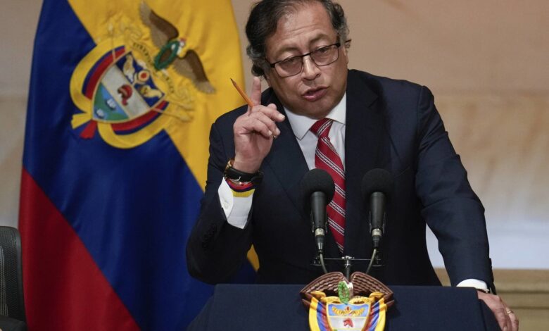 صورة الرئيس الكولومبي يؤكد قطع علاقات بلاده مع “إسرائيل” بسبب حربها على غزة