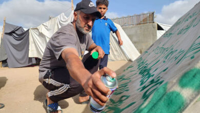 صورة عمال غزة في بطالة قسرية تحت وطأة الحرب الوحشية