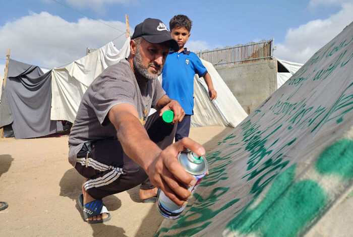 صورة عمال غزة في بطالة قسرية تحت وطأة الحرب الوحشية