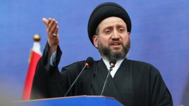 صورة عمار الحكيم مخاطبًا الشباب: تعيشون بنعمة الحرية.. وناشطون يسخرون
