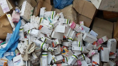 صورة أعضاء بمجلس محافظة بغداد: أدوية مجهولة المنشأ تغرق الأسواق