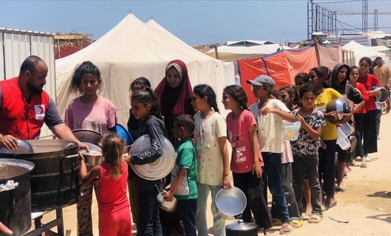 صورة الهلال الأحمر التركي: أهالي قطاع غزة يتناولون وجبة واحدة في ظل الحصار