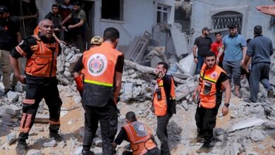 صورة مصادر طبية: مقتل نحو 90 فلسطينيًا في غارات إسرائيلية على قطاع غزة
