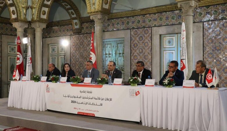 صورة هيئة الانتخابات التونسية تقبل 3 مترشحين فقط للانتخابات الرئاسية
