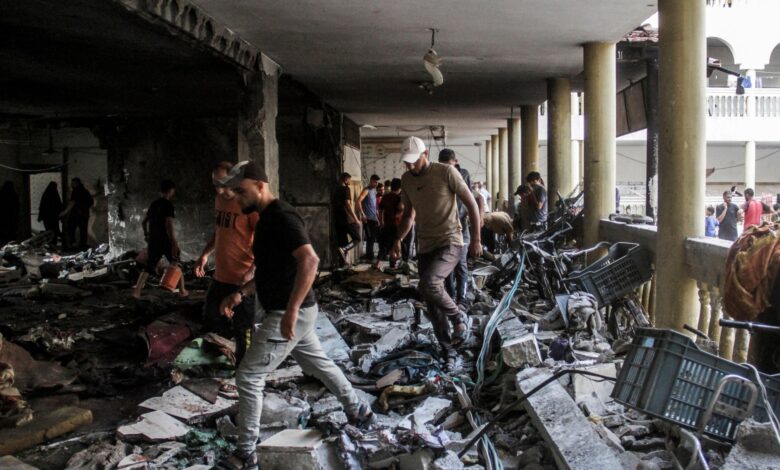 صورة الخارجية البريطانية: قصف مدرسة التابعين دليل على عدم وجود مكان آمن للفلسطينيين