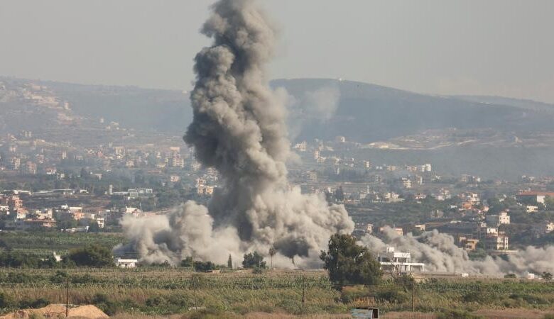 صورة الاحتلال يوسع غاراته على بيروت بعد قصفه 1100 هدف جنوب لبنان ومنطقة سهل البقاع