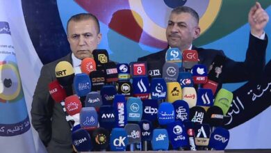 صورة حيدر حنون يرفع غطاء القعر الآسن لسرقة القرن