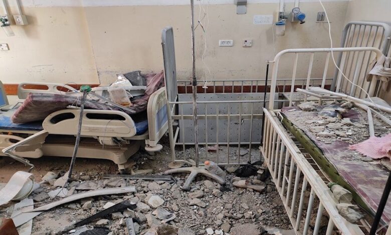 صورة مستشفى كمال عدوان في غزة يتوقف عن تقديم الخدمات الصحية للمصابين والمرضى لنفاد المستلزمات الطبية
