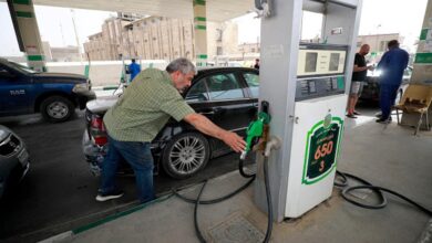 صورة اقتصاديون: تهريب “الكاز” إلى دول الجوار تسبّب بازدحام خانق في محطات بغداد