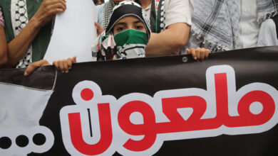 صورة دعم الشارع العربي لغزة لا يخفت ولا يعبأ بموقف الحكومات بعد سنة من حرب الإبادة