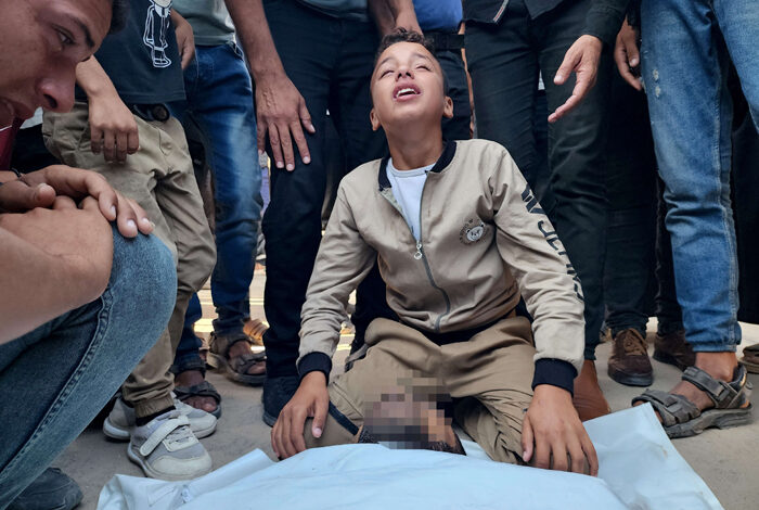 صورة ممرض يفقد حياته بعد رفض الاخلاء من مخيم جباليا لمعالجة المصابين