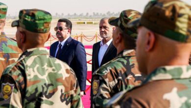 صورة جدل أم تبادل أدوار بين السوداني وزعماء الميليشيات عن امتلاك سلطة دخول الحرب