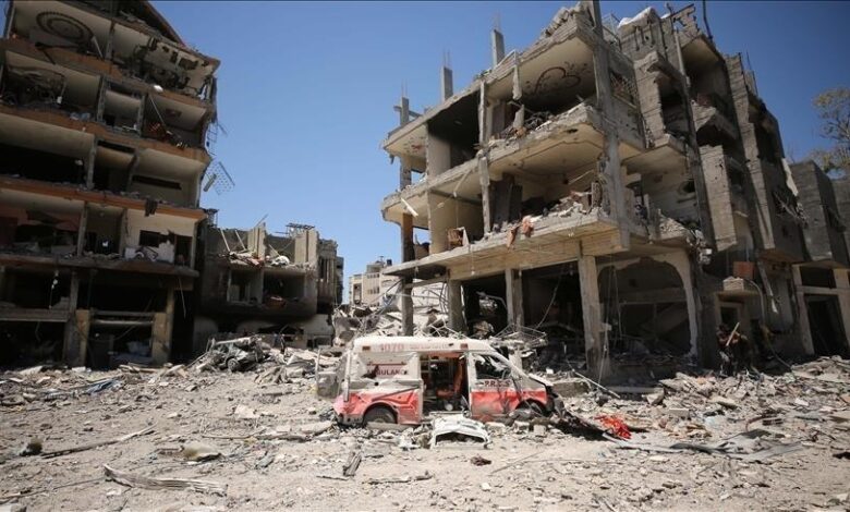 صورة دمار كبير يتكشف في مخيم النصيرات بعد انسحاب الجيش “الإسرائيلي”