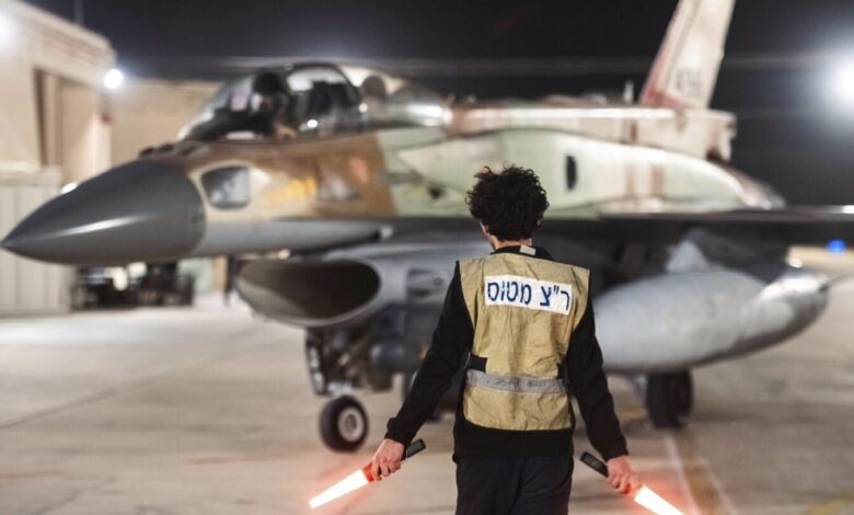 صورة هيئة الأركان الإيرانية تقر: الصواريخ التي استهدفتنا مزودة برؤوس خفيفة جدًا