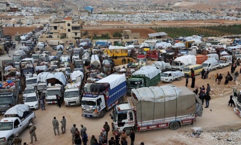 صورة هيومن رايتس ووتش: السوريون الفارون من لبنان لبلادهم يواجهون خطر القمع والاضطهاد