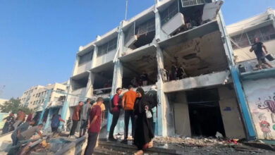 صورة 5 قتلى وعدد من الجرحى بقصف الاحتلال خيامًا تؤوي نازحين بمواصي خان يونس