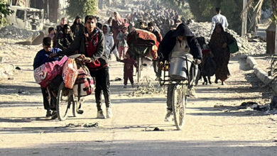 صورة نازحو شمال غزة كالهارب من الموت قصفًا إلى الفناء جوعًا