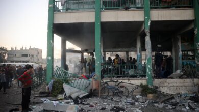صورة 17 شهيدًا بينهم نساء وأطفال بقصف صهيوني ليلي طال مناطق مختلفة من قطاع غزة