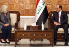 صورة عراقيون يستهجنون إعادة تأهيل رومانوسكي للمالكي في العودة إلى رئاسة الحكومة