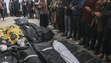 صورة قوات الاحتلال ترتكب مجزرة مروعة في بيت لاهيا شمال قطاع غزة خلفت 50 شهيدًا