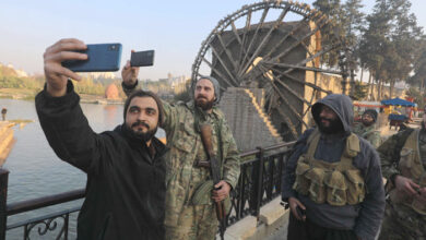 صورة الجولاني لشبكة “سي ان ان” الأمريكية: هدف الثورة اسقاط النظام السوري الذي بات يصارع الموت