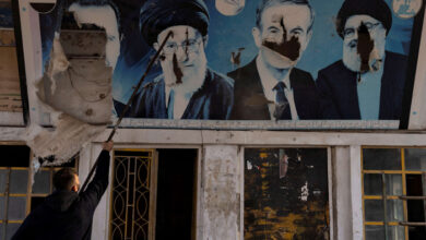 صورة سوريون شيعة: إيران استخدمت التخويف والأكاذيب الطائفية لجعل شبابنا وقودا لميليشياتها