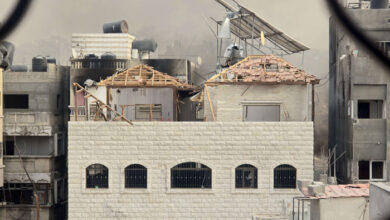 صورة قوات الاحتلال تقتحم مستشفى كمال عدوان بعد إخلائه قسرا