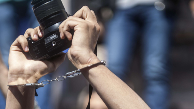 صورة صحفيون عراقيون يرفضون فرض هيئة الإعلام شروطًا على عملهم
