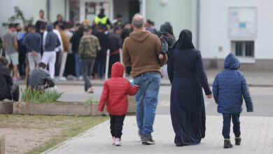 صورة الشرطة الألمانية تداهم شبكة لتهريب العراقيين إلى أوروبا