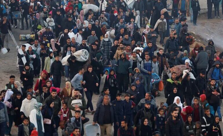 صورة رفض فلسطيني لمقترح ترامب بشأن ترحيل أهالي غزة إلى مصر والأردن