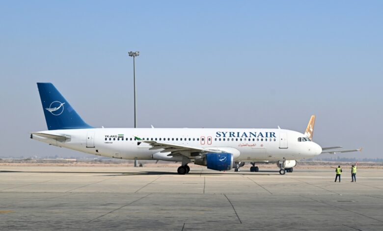 صورة إقلاع أول طائرة سورية باتجاه الشارقة بعد سقوط نظام بشار الأسد