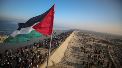 صورة ميدل إيست مونيتور: المجتمع الدولي باع حق الفلسطينيين بالعودة منذ عقود