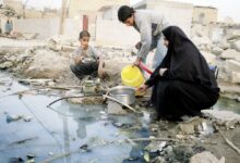 صورة البصرة تعيش فوق بركة ضخمة من مياه الصرف الصحي