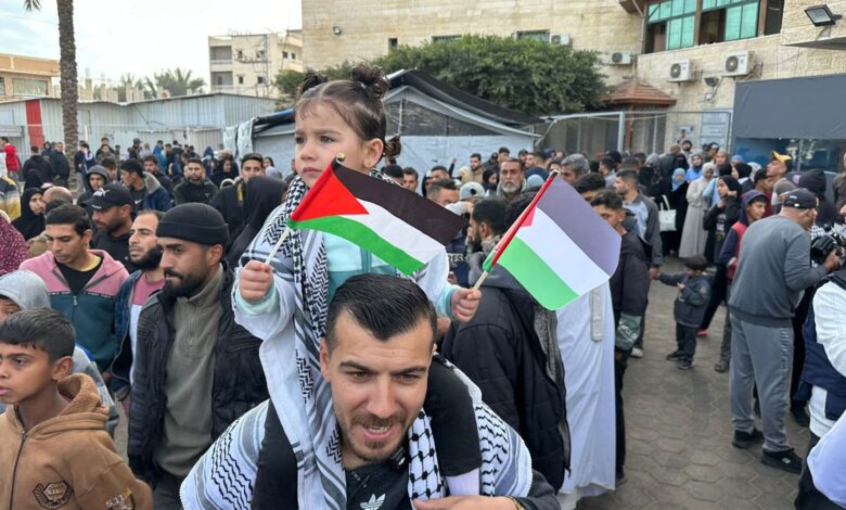 صورة احتفالات تعم غزة مع دخول وقف إطلاق النار حيز التنفيذ