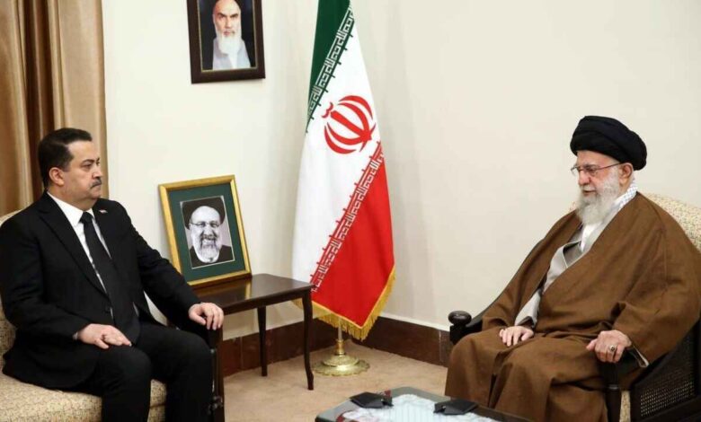 صورة تصريحات خامنئي بعد استضافته السوداني تثير ردود فعل ساخرة وغاضبة في العراق