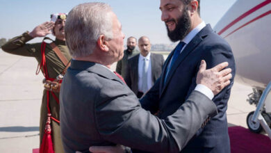 صورة الملك عبد الله والرئيس الشرع يؤكدان على أهمية عودة سوريا إلى دورها الفاعل في محيطها العربي