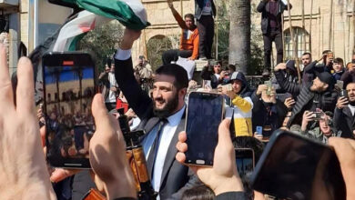 صورة الشرع في اللاذقية وطرطوس بعد حلب في رسالة وئام تجمع السوريين معا