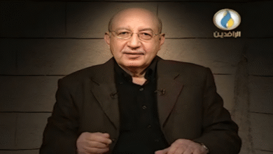 صورة رحيل الإعلامي والكاتب الوطني داوود الفرحان.. العراق يودّع أيقونة الصحافة الساخرة